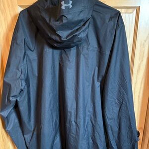 Under Armour Men's Dark Raincoat